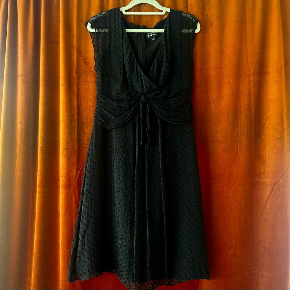 Adrianna Papell Black Silk Textured Fit & Flare Tie Front Dress Size 6
